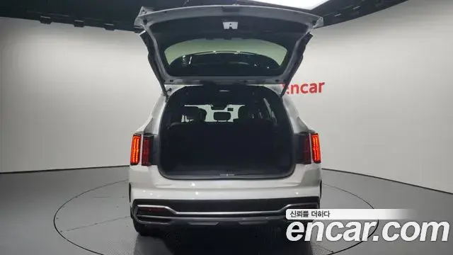 Kia Sorento 2021 — Фото 20/20