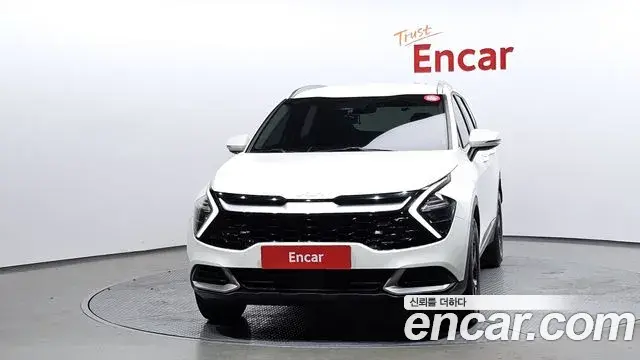 Kia Sportage 2021 — Фото 3/20