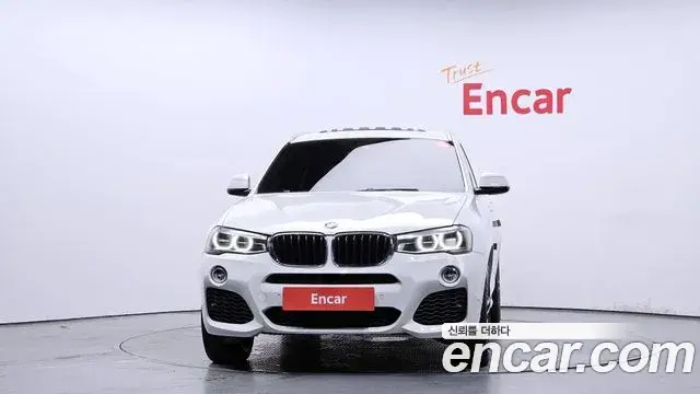 BMW X4 2018 — ფოტო 14/20