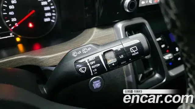 Kia Sorento 2021 — ფოტო 12/20