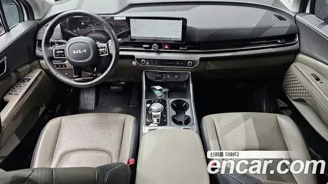 Kia Carnival 2024 — ფოტო 15/20