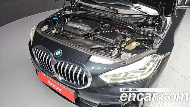 BMW 1 Series 2022 — ფოტო 5/20