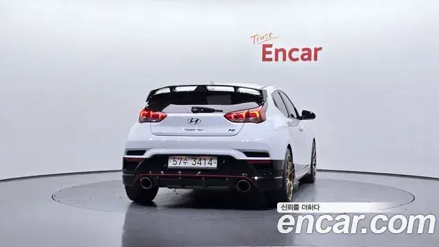 Hyundai Veloster 2019 — Фото 4/20