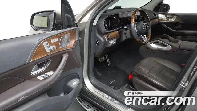 Mercedes-Benz GLS-Class 2020 — Фото 12/20