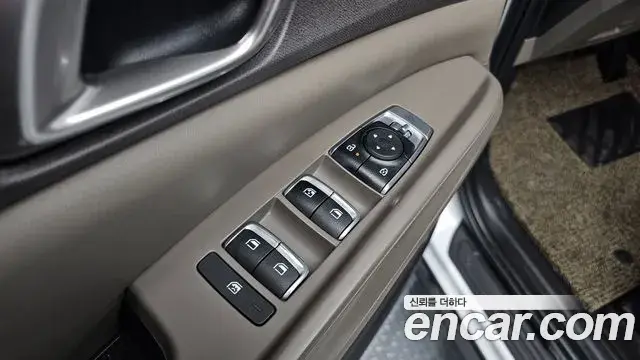 Kia Carnival 2024 — Photo 13/20