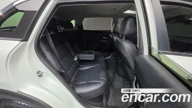 Kia Niro 2020 — ფოტო 19/20
