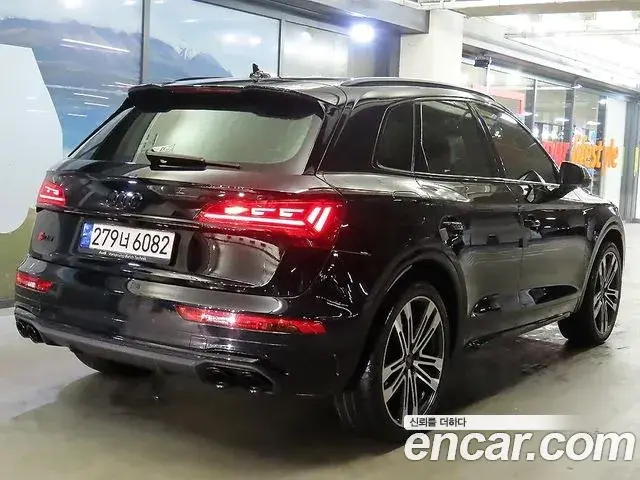 Audi SQ5 2021 — Photo 15/20