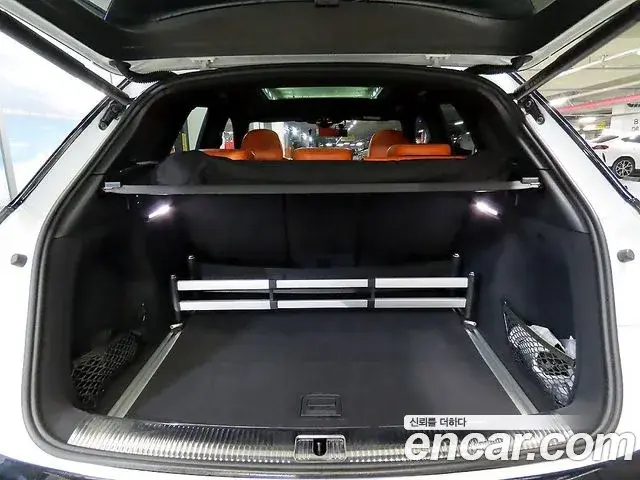 Audi SQ5 2021 — Photo 6/20