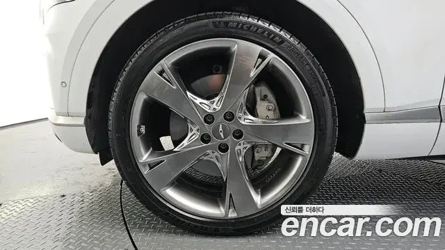 Genesis GV80 2020 — ფოტო 9/20
