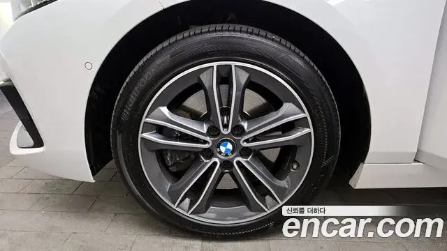 BMW 1 Series 2022 — Şəkil 20/20