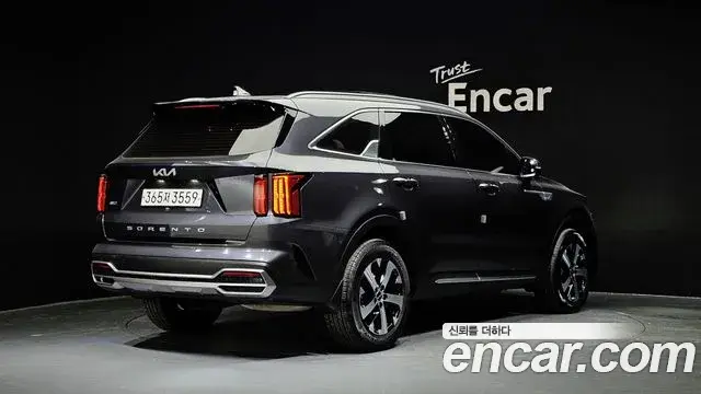 Kia Sorento 2021 — Фото 2/20