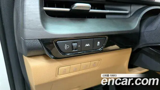 Kia Carnival 2022 — Фото 16/20