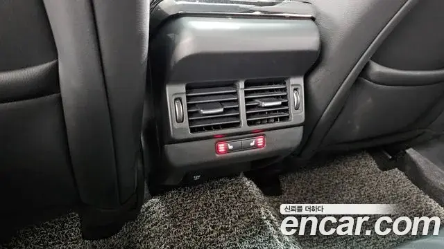 Land Rover Range Rover Evoque 2020 — Photo 17/20