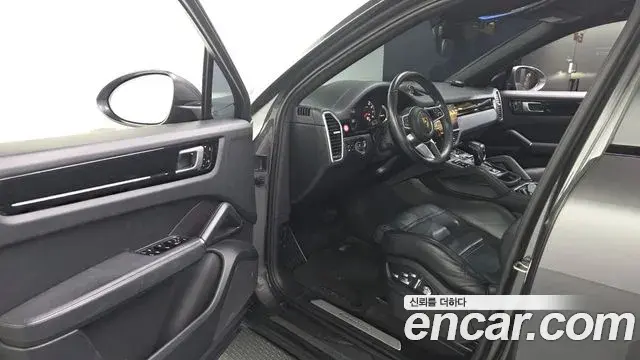 Porsche Cayenne 2020 — Şəkil 6/20