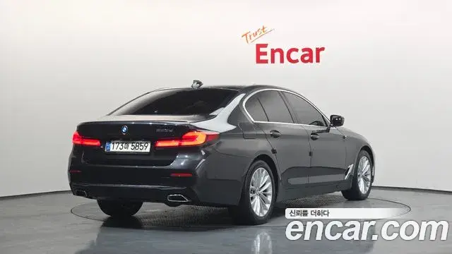 BMW 5 Series 2021 — Şəkil 6/20
