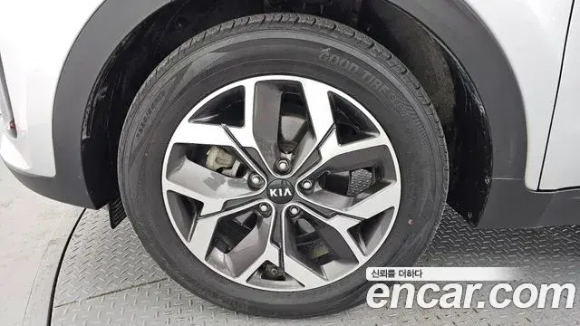 Kia Sportage The Bold 2019 — Фото 5/20