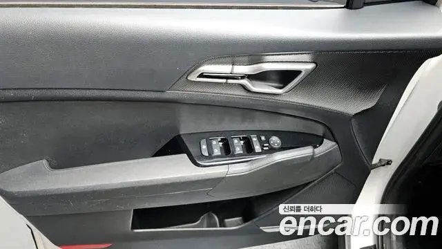 Kia Sportage 2022 — Şəkil 16/20