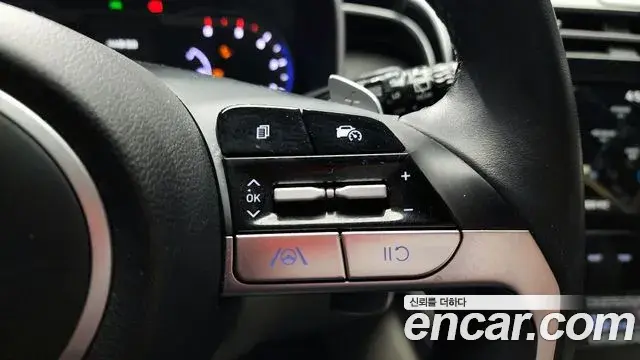 Hyundai Tucson Hybrid 2022 — ფოტო 15/20