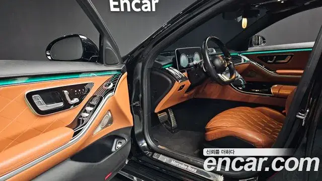 Mercedes-Benz S-Class 2022 — Photo 17/20