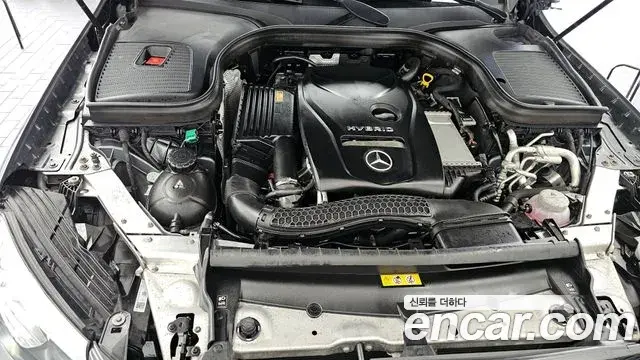Mercedes-Benz GLC-Class 2018 — Фото 5/20