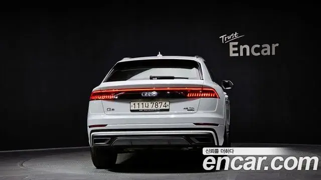 Audi Q8 2020 — ფოტო 5/20