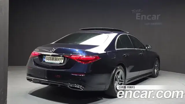 Mercedes-Benz S-Class 2022 — Photo 9/20