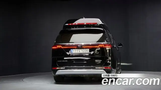 Kia Carnival 2021 — Фото 4/20