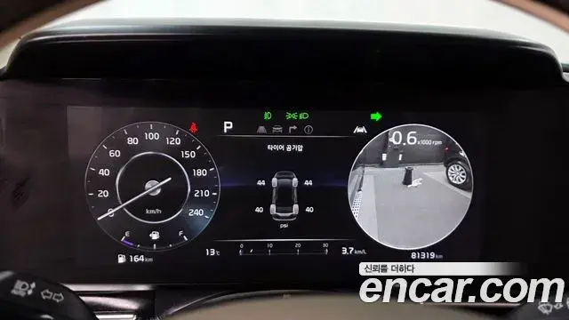 Kia Carnival 2021 — Фото 8/20