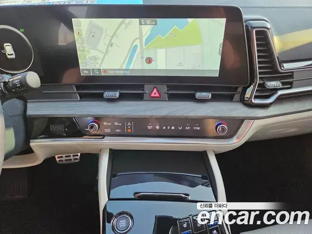 Kia Sportage 2022 — Photo 2/20