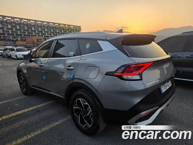 Kia Sportage 2022 — Фото 5/18