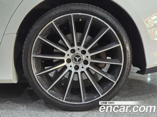 Mercedes-Benz CLS-Class 2018 — Şəkil 14/20