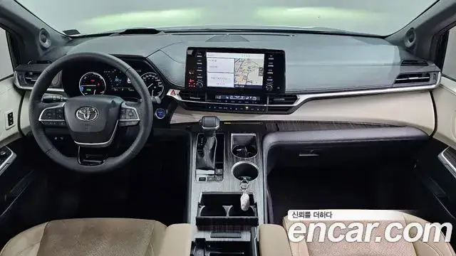Toyota Sienna, 2023