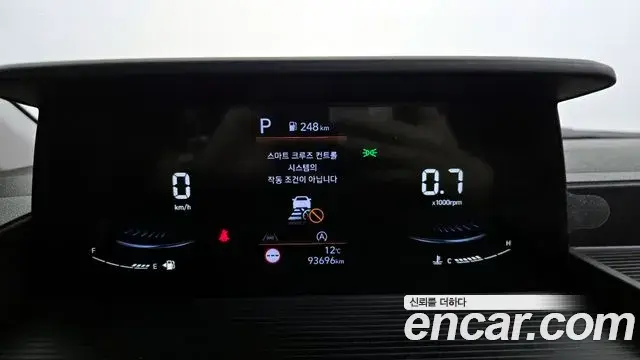 Hyundai Staria 2023 — Фото 8/20