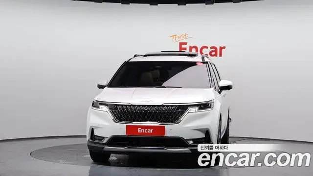 Kia Carnival 2023 — Photo 3/20