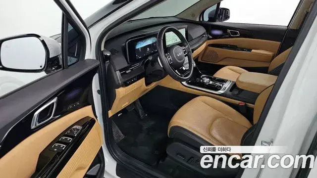 Kia Carnival 2023 — Photo 10/20