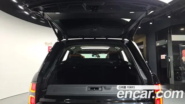 Land Rover Range Rover 2021 — ფოტო 20/20