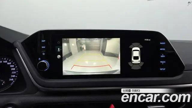 Hyundai Sonata Hybrid 2020 — Photo 18/20