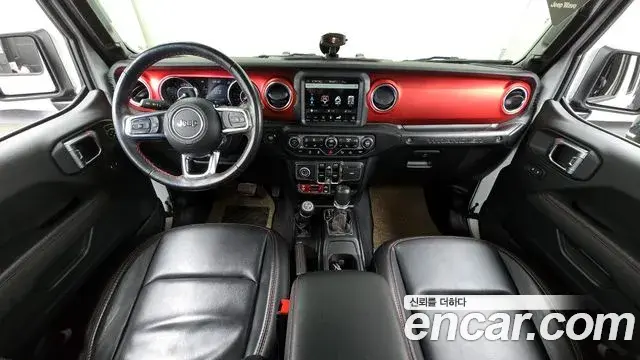 Jeep Wrangler 2021 — Şəkil 14/31