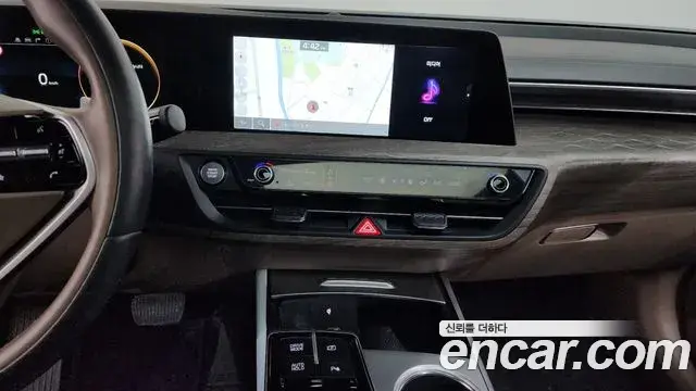 Kia K8 2022 — Şəkil 8/40