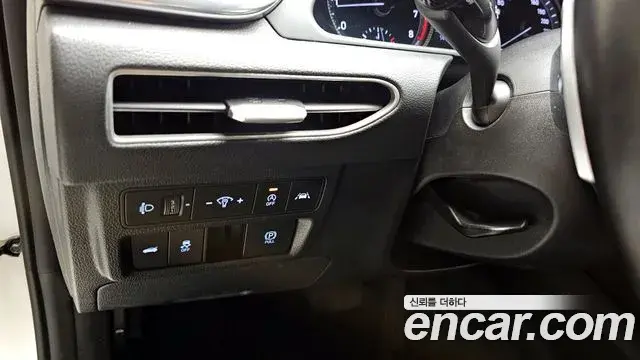 Hyundai Sonata Hybrid 2019 — Şəkil 20/32