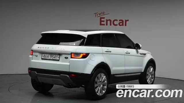 Land Rover Range Rover Evoque 2019 — ფოტო 19/31