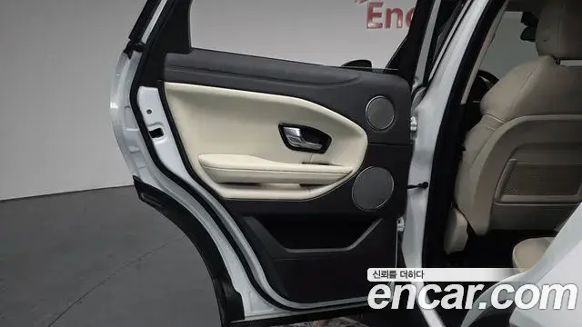 Land Rover Range Rover Evoque 2019 — ფოტო 14/31