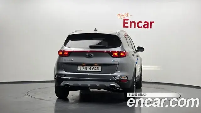 Kia Sportage The Bold 2018 — Şəkil 12/20