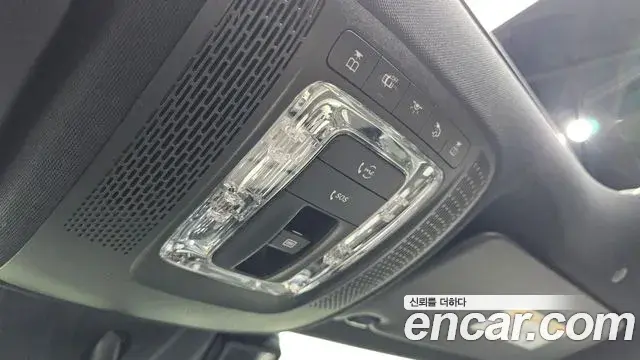 Mercedes-Benz GLA-Class 2021 — Şəkil 12/20