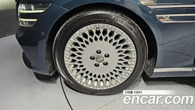 Genesis G80 2020 — Photo 15/20