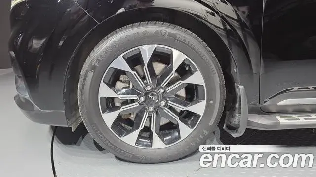 Kia Carnival 2022 — Photo 5/20