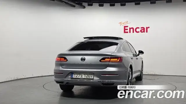 Volkswagen Arteon, 2020