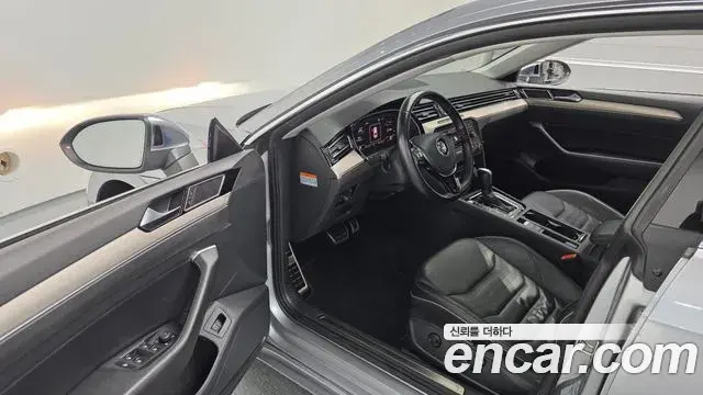 Volkswagen Arteon 2020 — Şəkil 16/34