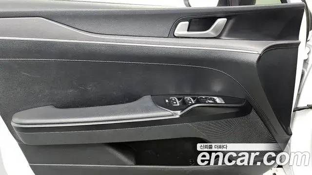 Kia K5 2021 — Photo 24/30
