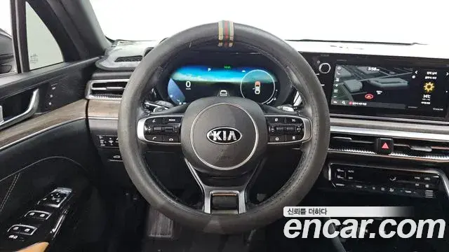 Kia K5 2020 — Фото 13/20